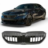 bmw-5-g60-g61-grille-hoogglans-zwart-2023-2026