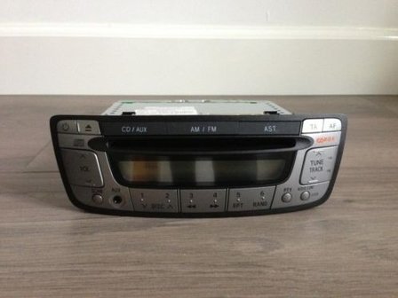Toyota Aygo Radio cd speler Aux in!