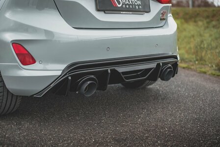 Maxton Design Ford Fieste MK8 ST Rear Valance Diffuser + Milltek Sport Uitlaat