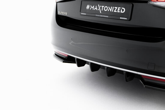 Maxton Design Skoda Superb Mk4 Central Rear Valance Spoiler Versie 1
