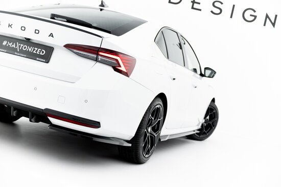 Maxton Design Skoda Octavia Sportline MK4 Facelift Rear Side Splitters Versie 1