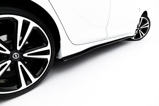 Maxton Design Opel Insignia OPC-Line Mk2 Skirts Diffusers Versie 1Maxton Design Opel Insignia OPC-Line Mk2 Skirts Diffusers Ver