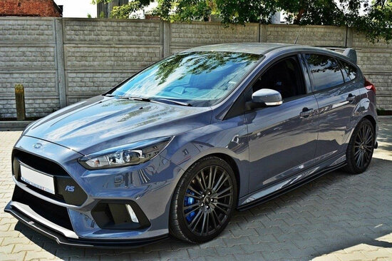 Maxton-Design-Ford-Focus-RS-Mk3-Splitter-Spoiler-Versie-4
