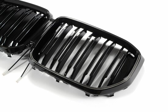 LED-Sport-Grille-BMW-X5-G05-LCI-vanaf-04-2023-Glans-Zwart-Dubbele-Spijl