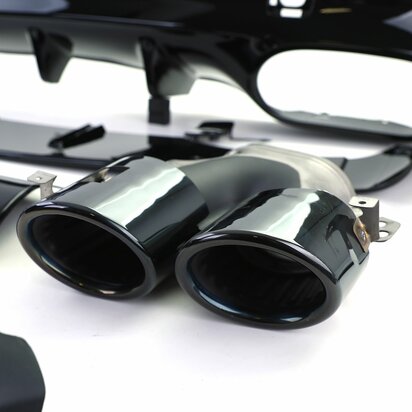 Uitlaat-Diffuser-Mercedes-CLA-C118-X118-AMG-Look-Glans-Zwart