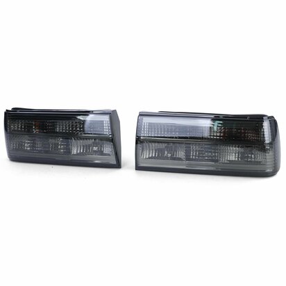 bmw-e30-achterlichten-zwart-smoke-set-facelift