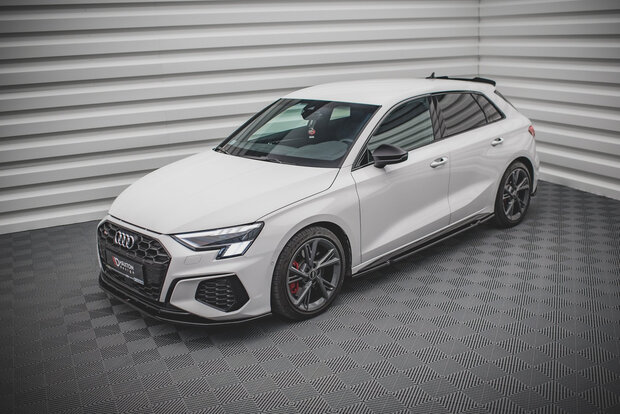 Maxton Design Audi A3 8Y S Line / S3 8Y Facelift Side Skirts Diffusers Versie 1
