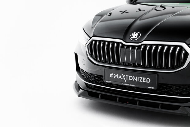 Maxton Design Skoda Superb Mk4 Splitter Voorspoiler Spoiler Versie 2