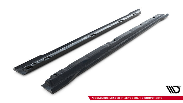 Maxton Design Skoda Superb Mk4 Side Skirts Diffusers Versie 1