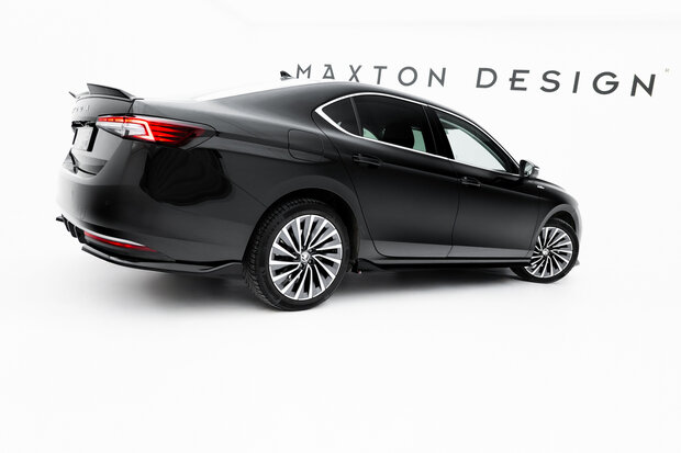 Maxton Design Skoda Superb Mk4 Side Skirts Diffusers Versie 2