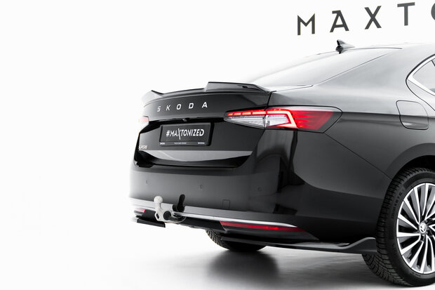 Maxton Design Skoda Superb Mk4 Central Rear Valance Spoiler Versie 1