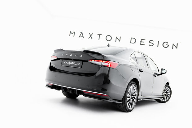 Maxton Design Skoda Superb Mk4 Central Rear Valance Spoiler Versie 1