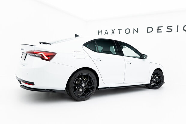 Maxton Design Skoda Octavia Sportline MK4 Facelift Side Skirts Diffusers Versie 1