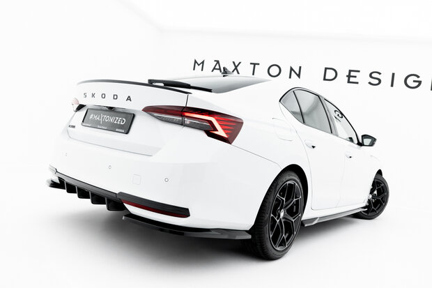 Maxton Design Skoda Octavia Sportline MK4 Facelift Central Rear Valance Spoiler Versie 1