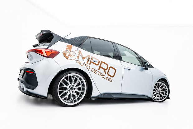Maxton Design Cupra Born Side Skirts Diffusers Versie 1