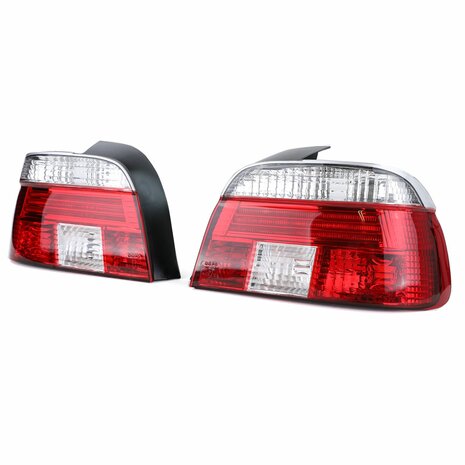 bmw-5-Serie-e39-limousine-achterlichten-rood-helder-zwart-apk-vervangingbmw-5-Serie-e39-limousine-achterlichten-rood-helder-zwa
