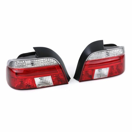 bmw-5-Serie-e39-limousine-achterlichten-rood-helder-zwart-apk-vervanging