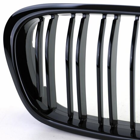 bmw-5-Serie-Grill-Nieren-e39-dubbelspijl-performance-grill-zwart-glans