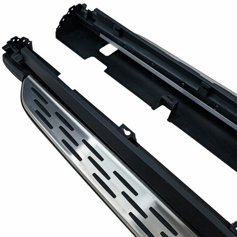 running-boards-volvo-xc40-2018-oe-style-treeplanken-side-steps