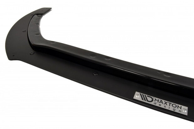 Maxton-Design-Ford-Focus-RS-Mk3-Hybrid -Splitter-Spoiler