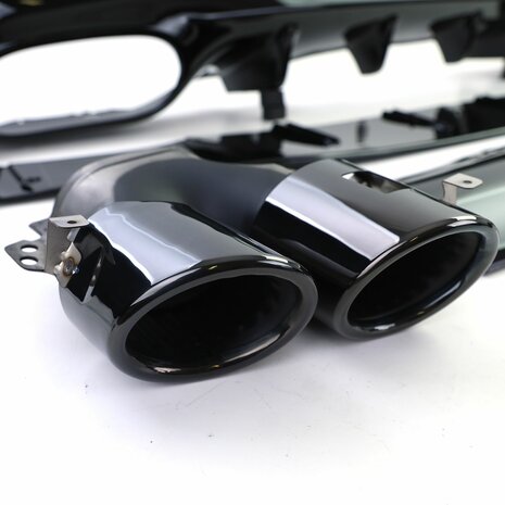 Uitlaat-Diffuser-Mercedes-CLA-C118-X118-AMG-Look-Glans-Zwart