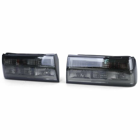 bmw-e30-achterlichten-zwart-smoke-set-facelift