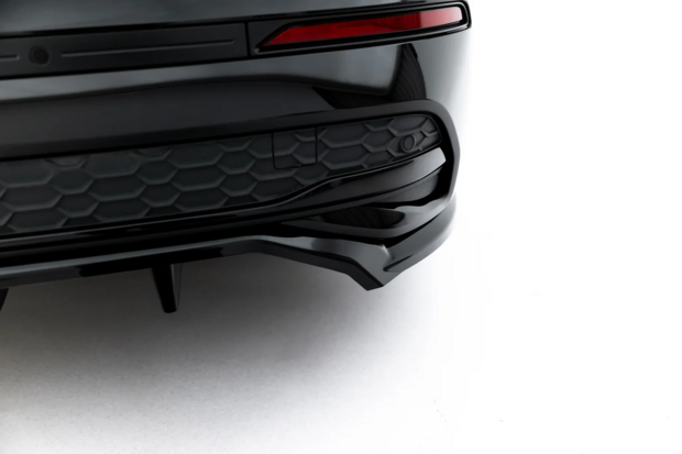 Audi-A3-Sedan-8Y-Facelift-maxton-design-rear-diffuser-vertical-bar