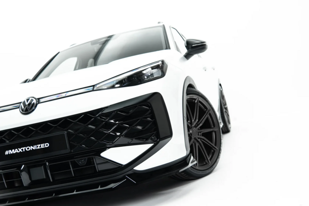 Volkswagen-T-Roc-R-Line-Mk2-Facelift-maxton-design-front-splitter