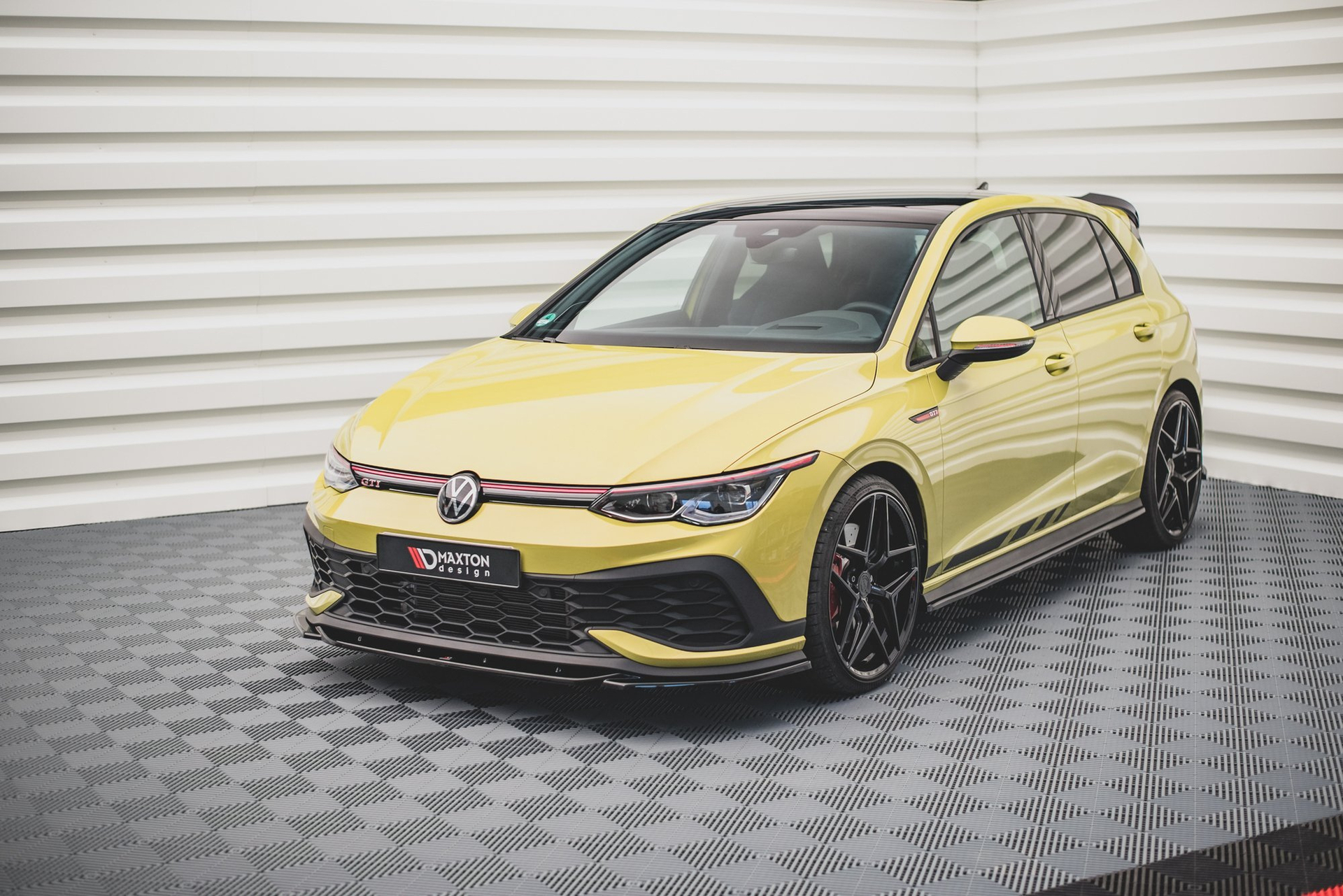 Maxton-Design-Volkswagen-Golf-8-GTI-Cubsport-Splitter-Spoiler-Voorspoiler-Side-Skirts-Tuning