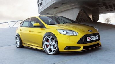 Maxton Design Ford Focus ST MK3 Spatbord Verbreder Spoiler 