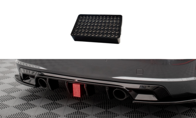 Maxton Design Audi TTS / S Line 8S Led Remlicht F1 Look Diffuser