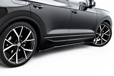 Maxton Design Side Skirts Diffusers Geschikt Voor VW Touareg R Line MK3 Facelift Versie 1