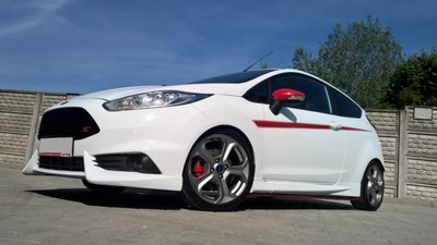 Voorbumper spoiler Ford Fiesta MK7 vanaf 2013