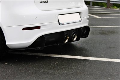 Maxton Design Volkswagen Golf 5 R32 Racing Diffuser Centre Rear Splitter 